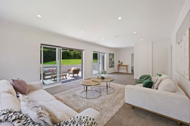 Photo of property in 16 Andrea Place, Sunnyhills, Auckland, 2010