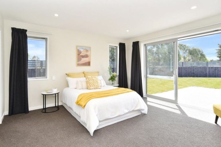 Photo of property in 8 Clarendon Place, Rangiora, 7400