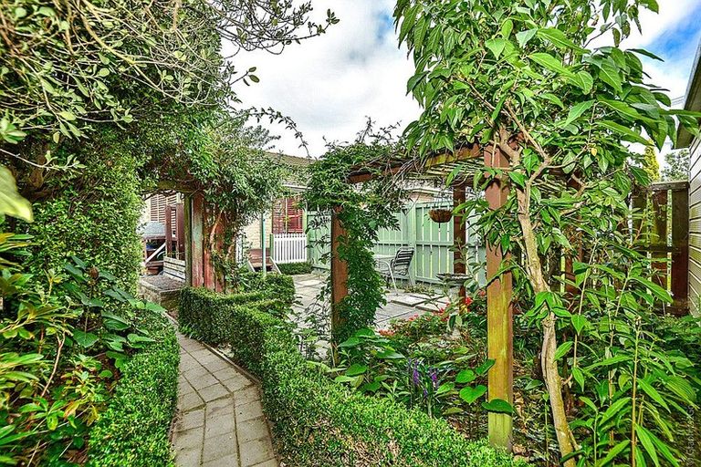 Photo of property in 7 Marshwood Place, Sockburn, Christchurch, 8042