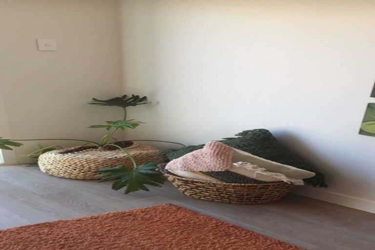 Photo of property in 4/2 Brandon Road, Glen Eden, Auckland, 0602