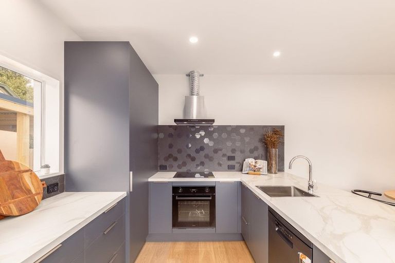 Photo of property in 3b Memorial Avenue, Ilam, Christchurch, 8053