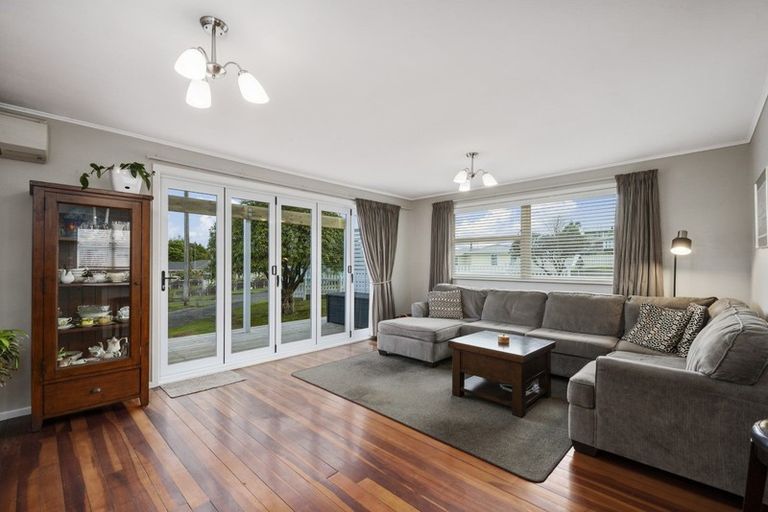 Photo of property in 9 Cobham Crescent, Tokoroa, 3420