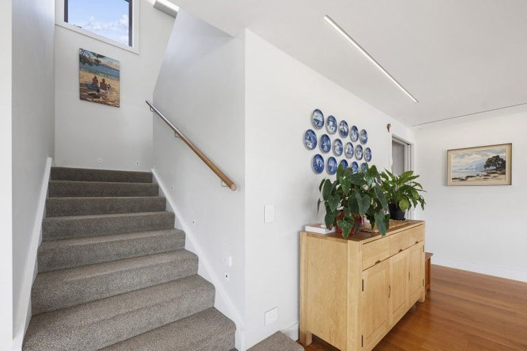 Photo of property in 77 Rainbow Drive, Rainbow Point, Taupo, 3330