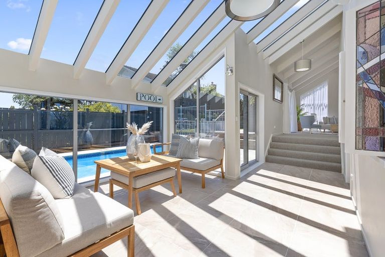 Photo of property in 170 Paremata Road, Paremata, Porirua, 5024