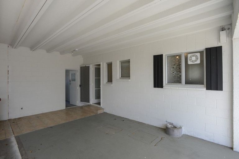 Photo of property in 1/8 Lee Road, Taradale, Napier, 4112