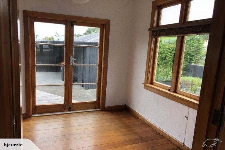 Photo of property in 30 Havill Street, Takaro, Palmerston North, 4410