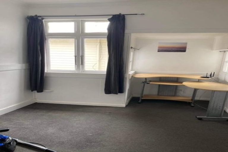 Photo of property in 55 Overtoun Terrace, Hataitai, Wellington, 6021