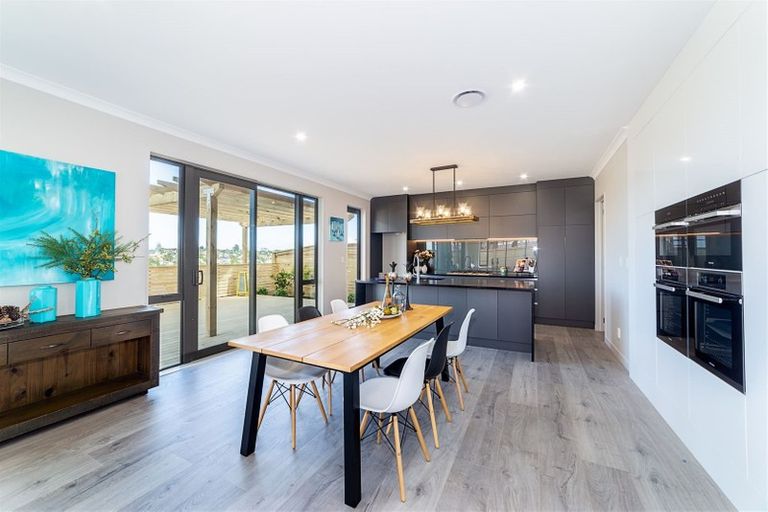 Photo of property in 30 Bearing Parade, Long Bay, Auckland, 0630