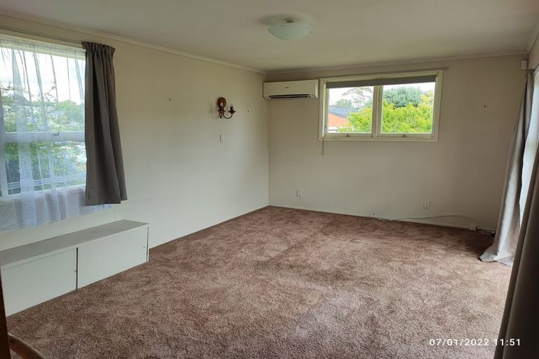 Photo of property in 45 Gossamer Drive, Pakuranga Heights, Auckland, 2010