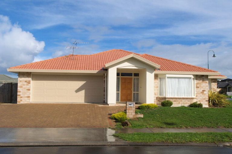 Photo of property in 46 Erne Crescent, East Tamaki, Auckland, 2016