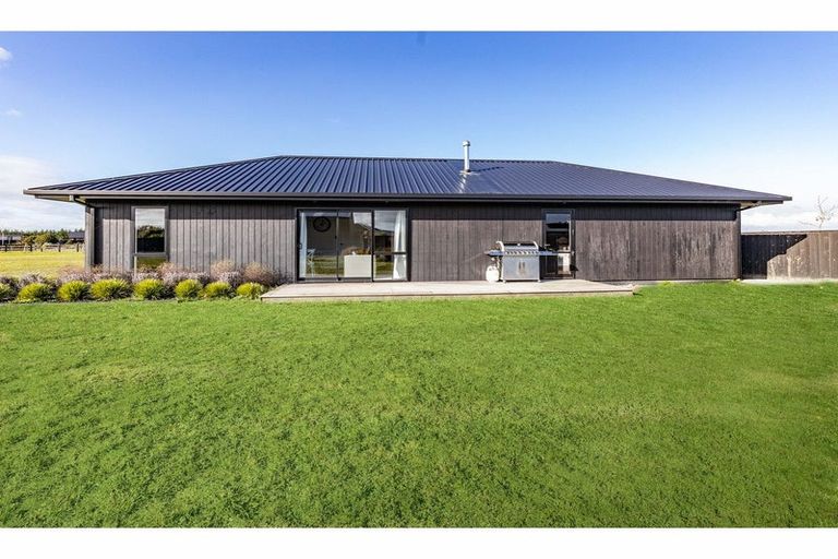 Photo of property in 1 Hampton Drive, Swannanoa, 7692