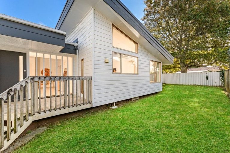 Photo of property in 13 Alexandra Street, Riverhead, 0820