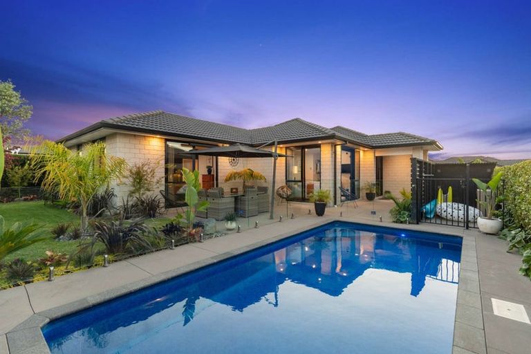 Photo of property in 57 Benmore Crescent, Pyes Pa, Tauranga, 3112