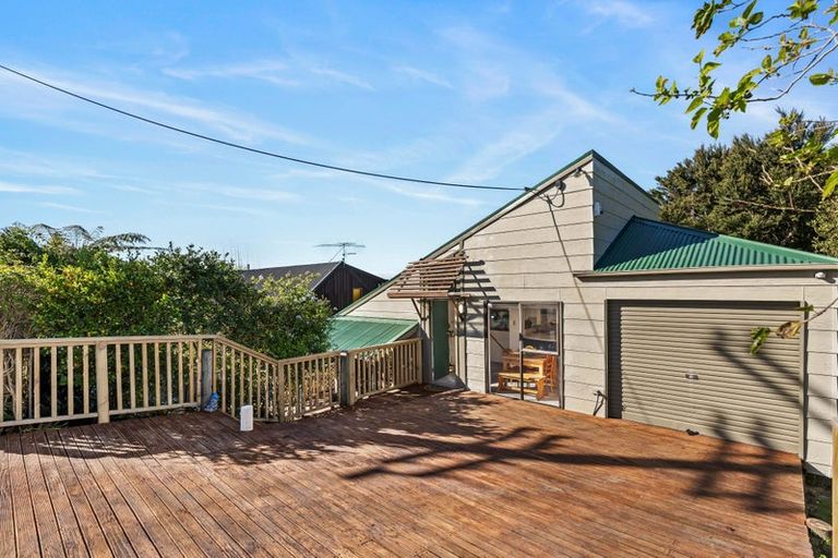 Photo of property in 811 East Coast Road, Northcross, Auckland, 0630
