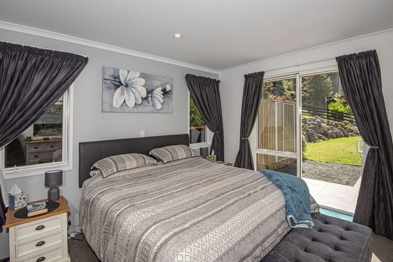 Photo of property in 17 Catherin Servant Close, Maunu, Whangarei, 0110