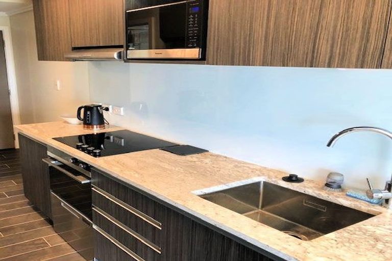 Photo of property in Frame Apartments, 1101/111 Molesworth Street, Thorndon, Wellington, 6011