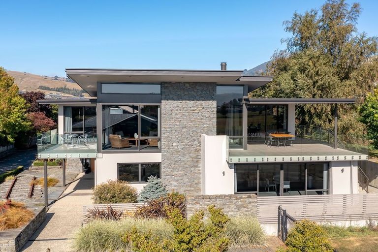 Photo of property in 9 Windsor Place, Mosgiel, 9024