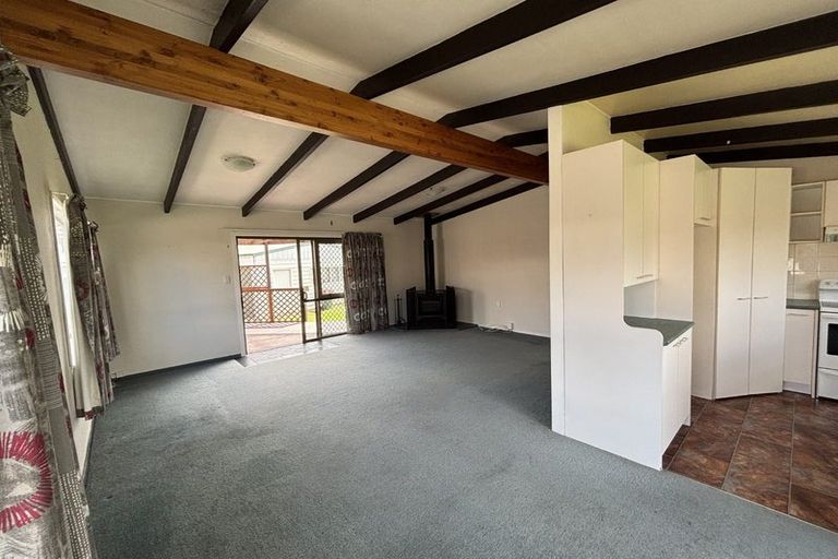 Photo of property in 2 Channel View Road, Clarks Beach, Pukekohe, 2679