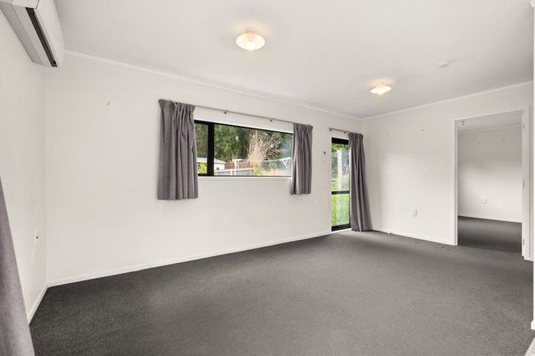 Photo of property in 19 Matipo Crescent, Pukete, Hamilton, 3200