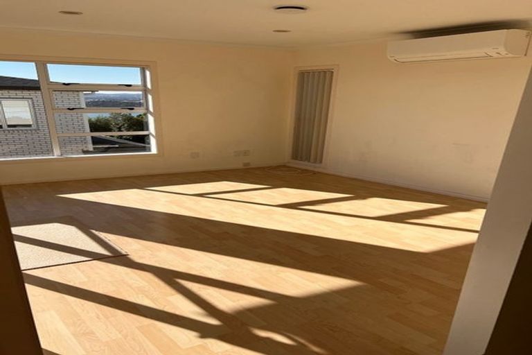 Photo of property in 46 Hadfield Street, Beach Haven, Auckland, 0626