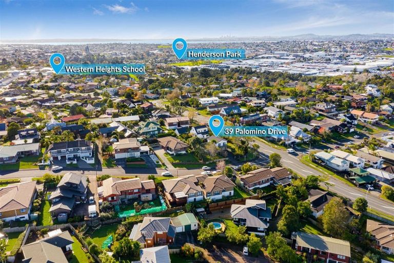 Photo of property in 39 Palomino Drive, Henderson, Auckland, 0612