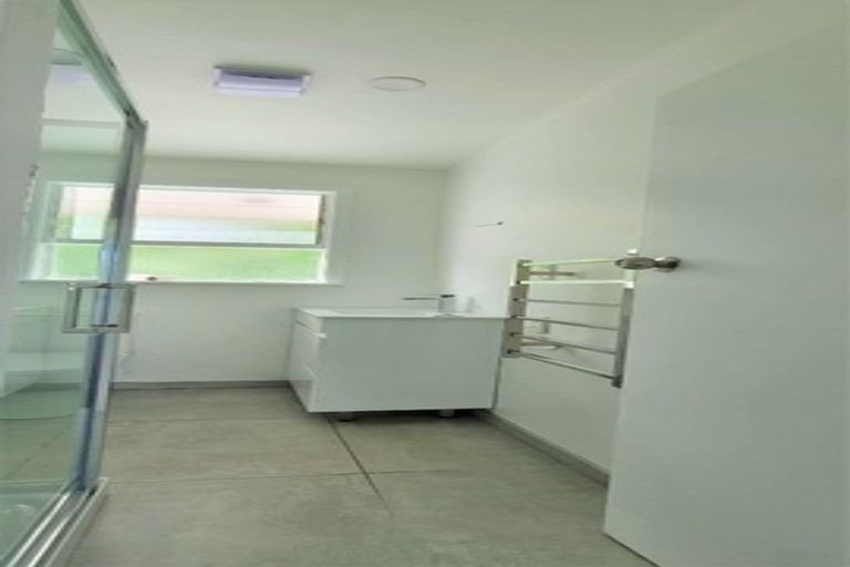 Photo of property in 1/7 Tennessee Avenue, Mangere East, Auckland, 2024