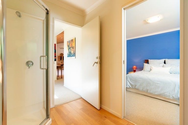 Photo of property in 4 Stoneleigh Grove, Paraparaumu, 5032