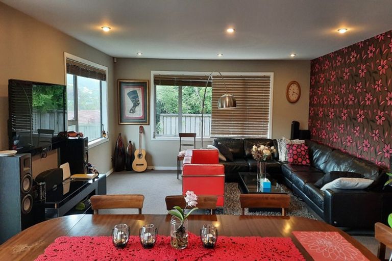 Photo of property in 361 Karori Road, Karori, Wellington, 6012
