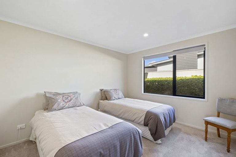 Photo of property in 49 Links Drive, Waiwhakaiho, New Plymouth, 4312