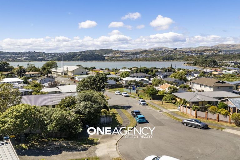 Photo of property in 12 Chapel Street, Takapuwahia, Porirua, 5022