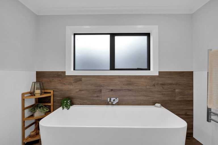 Photo of property in 120 Fitzroy Street, Terrace End, Palmerston North, 4410