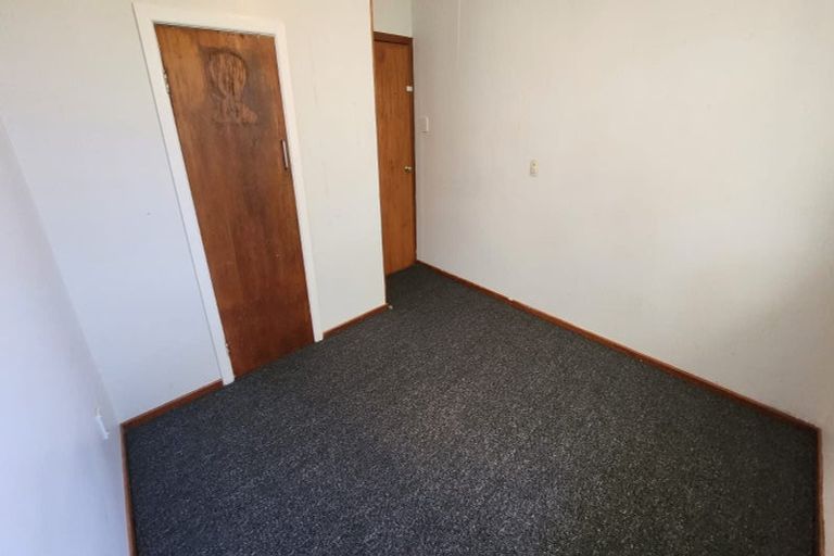 Photo of property in 105 Tidal Road, Mangere, Auckland, 2022