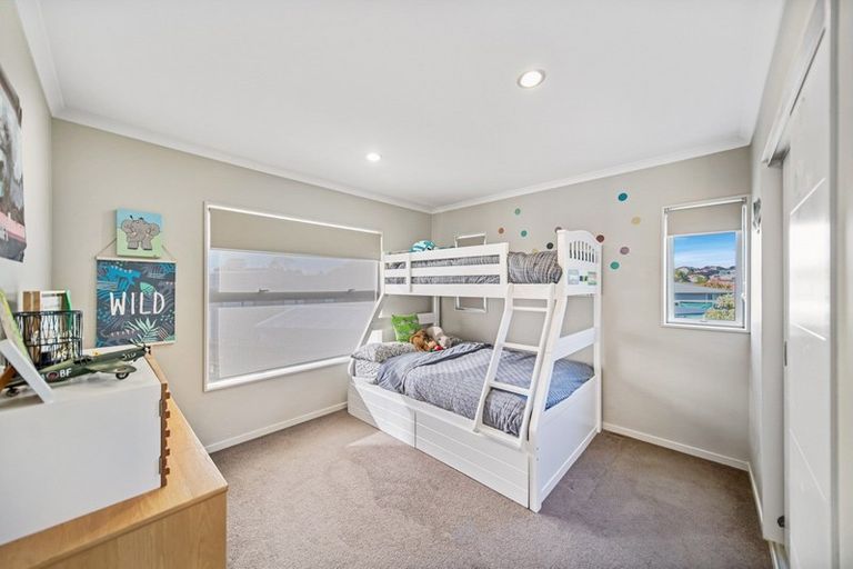 Photo of property in 13a Fiesta Drive, Half Moon Bay, Auckland, 2012