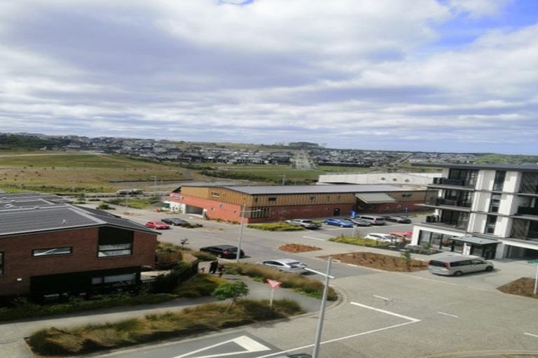 Photo of property in 3/28 Pennant Street, Long Bay, Auckland, 0630