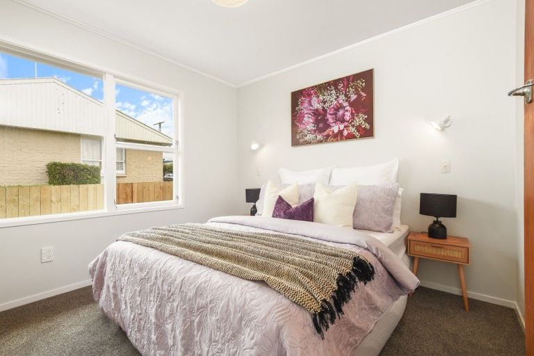 Photo of property in 16 Elliott Crescent, Owhata, Rotorua, 3010