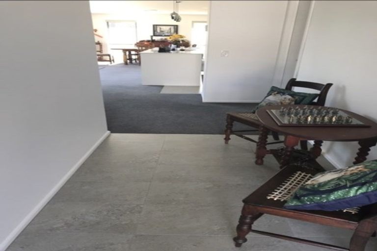 Photo of property in 3 Les Wakefield Road, Mapua, 7005