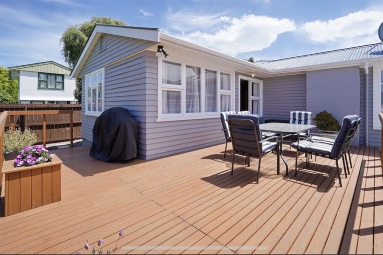 Photo of property in 12 Everest Street, Burnside, Christchurch, 8053