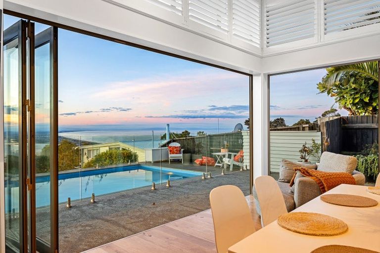 Photo of property in 115 Panorama Road, Clifton, Christchurch, 8081