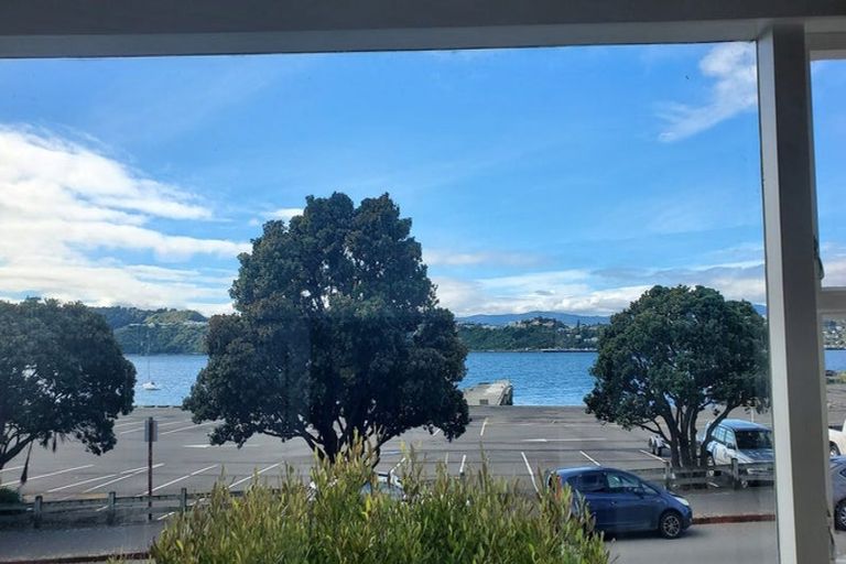 Photo of property in 476 Evans Bay Parade, Hataitai, Wellington, 6021