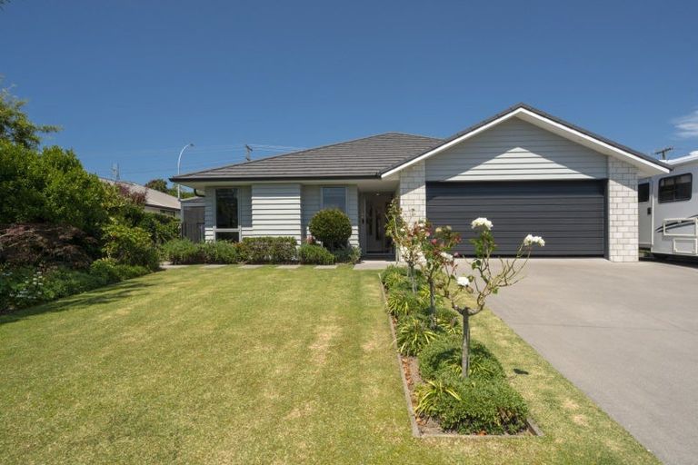 Photo of property in 40 Charlotte Drive, Omokoroa, 3114