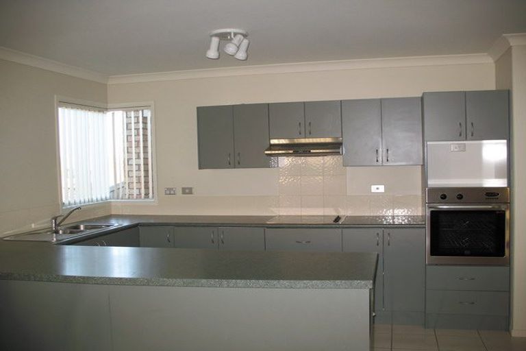 Photo of property in 21 Mahuri Street, Parklands, Christchurch, 8083