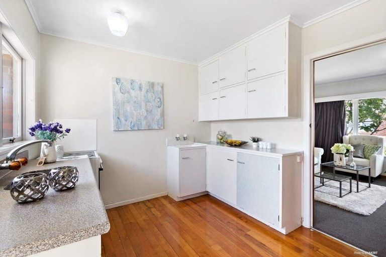 Photo of property in 1/48 Dominion Street, Takapuna, Auckland, 0622