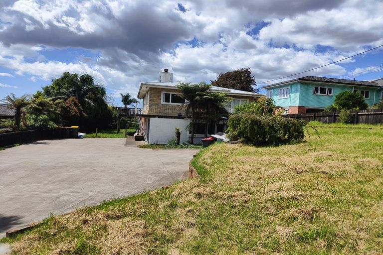 Photo of property in 22 Red Hill Road, Red Hill, Papakura, 2110