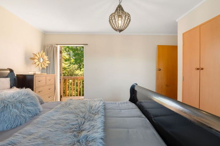 Photo of property in 49 Grand Vue Road, Kawaha Point, Rotorua, 3010