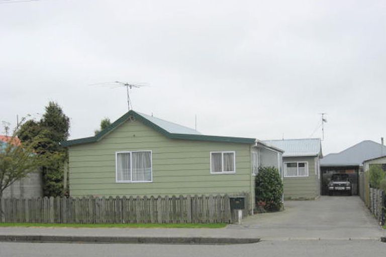 Photo of property in 35 Manchester Street, Tinwald, Ashburton, 7700