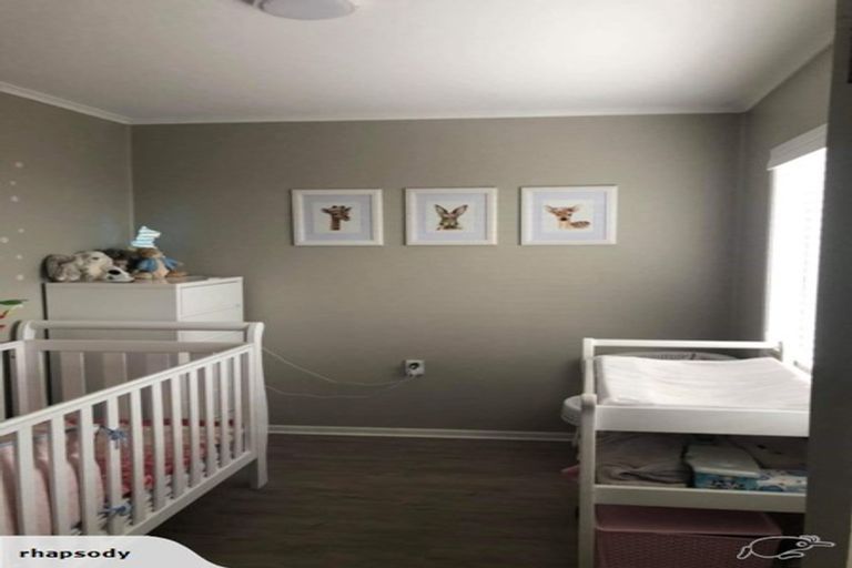 Photo of property in 41 Elliston Crescent, Stanmore Bay, Whangaparaoa, 0932