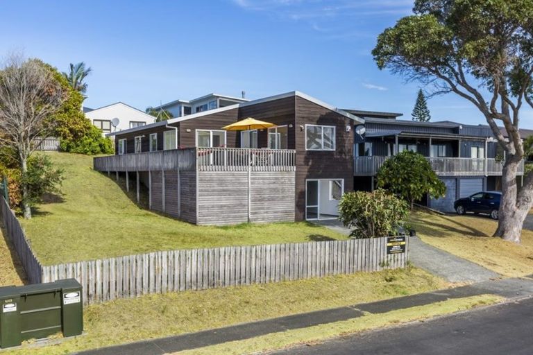 Photo of property in 12 North West Anchorage, Omaha, 0986