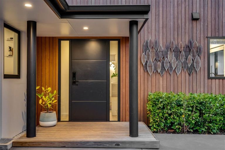 Photo of property in 71b Wairakei Road, Bryndwr, Christchurch, 8052