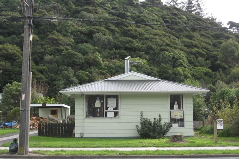 Photo of property in 41 Ruahine Street, Paraparaumu, 5032