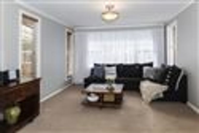 Photo of property in 188 Grimseys Road, Redwood, Christchurch, 8051